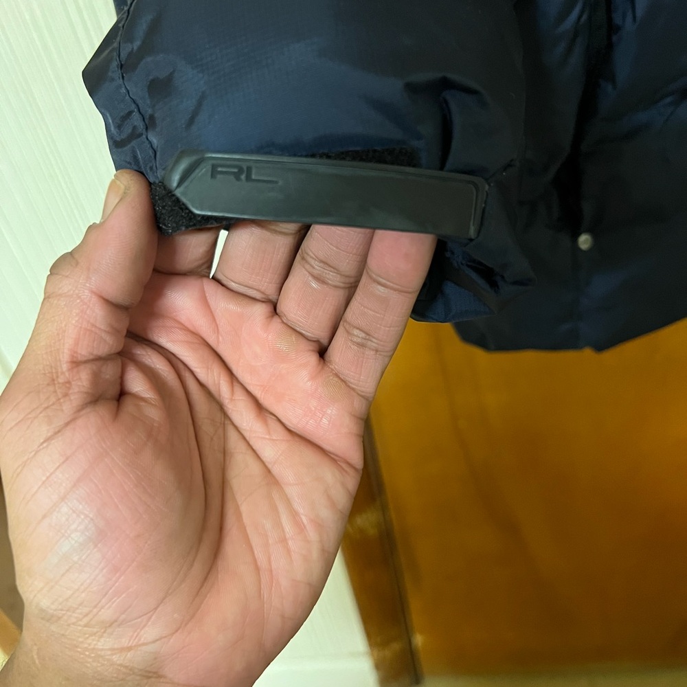Ralph Lauren Puffer Coat. Like new. Pics say it all. - Picture 5 of 10